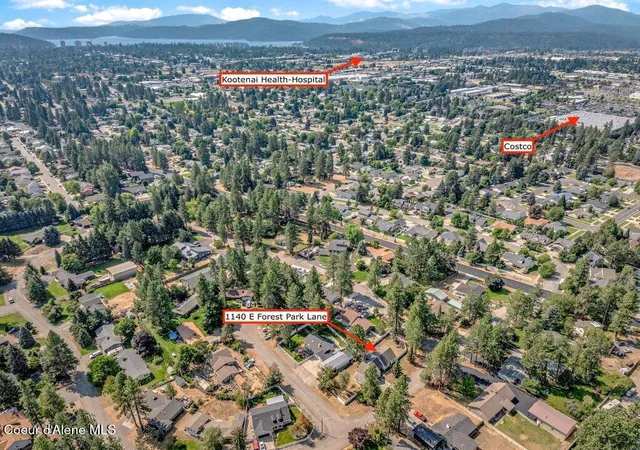 Photo 3 of Single family home for sale at 1140 E Forest Park Ln, Coeur D Alene, ID 83815 | MLS# 26-8605 | Listing updated on 2026-09-10