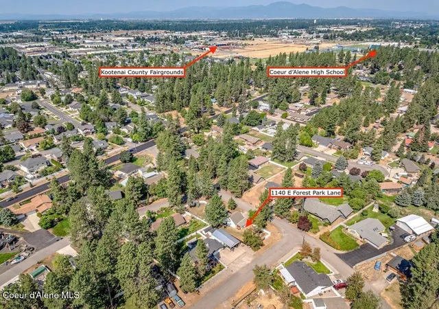 Photo 3 of Single family home for sale at 1140 E Forest Park Ln, Coeur D Alene, ID 83815 | MLS# 26-8605 | Listing updated on 2026-09-10