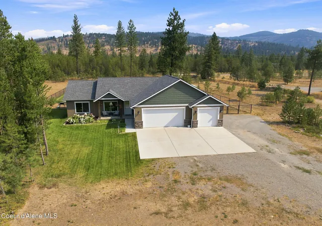 34th image of 29 Bumpy Wy, Blanchard, ID 83804 | MLS# 26-8611