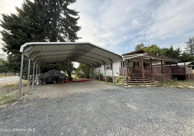 Photo 2 of Single family home for sale at 430 S 12th Street, Saint Maries, ID 83861 | MLS# 26-8591 | Listing updated on 2026-09-02