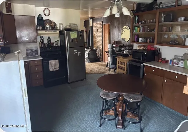 Photo 3 of Single family home for sale at 430 S 12th Street, Saint Maries, ID 83861 | MLS# 26-8591 | Listing updated on 2026-09-02