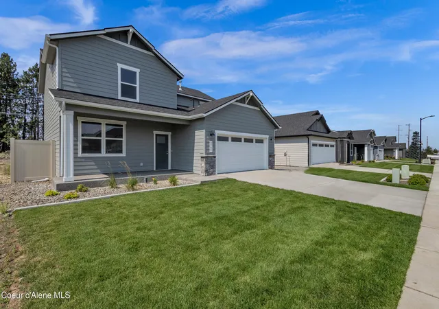 Photo 2 of Single family home for sale at 5439 W Homeward Bound Blvd, Coeur D'alene, ID 83815 | MLS# 26-8712 | Listing updated on 2026-09-13