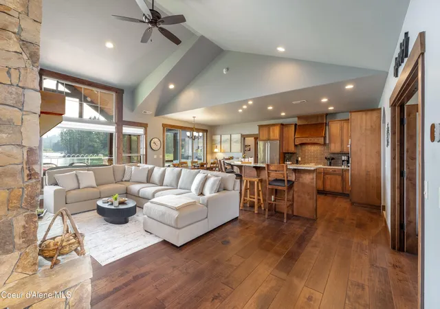 3rd image of 179 Waterfront Dr, Sagle, ID 83860 | MLS# 26-8643