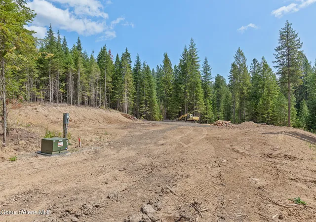 Photo 3 of Sale Pending at Nna Meadowbrook Loop, Coeur D'alene, ID 83814 | MLS# 26-8664 | Listing updated on 2026-09-28