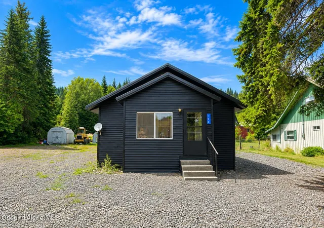 3rd image of 106 S 3Rd St, Elk River, ID 83827 | MLS# 26-8653
