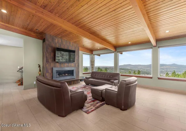 Photo 4 of Single family home for sale at 1035 S Valleyview Rd, Post Falls, ID 83854 | MLS# 26-8617 | Listing updated on 2026-09-29