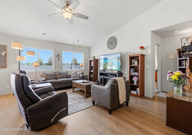 Photo 3 of Single family home for sale at 1628 N Wollaston Dr, Post Falls, ID 83854 | MLS# 26-8672 | Listing updated on 2026-09-12
