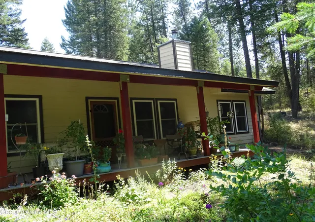 Photo 3 of Single family home for sale at 239 Bear Track Ln, Athol, ID 83801 | MLS# 26-8674 | Listing updated on 2026-09-02