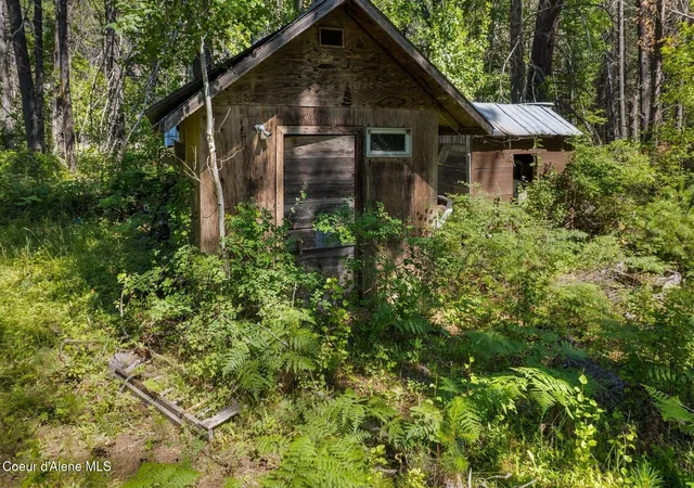 14th image of 1521 Selkirk Rd, Sandpoint, ID 83864 | MLS# 26-8682