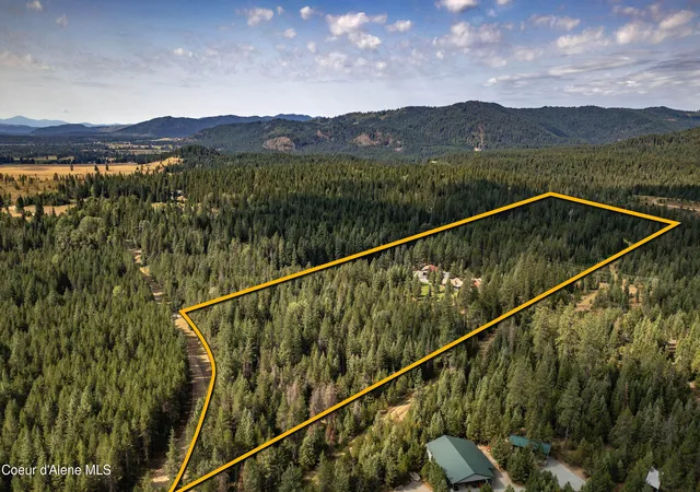 Photo 4 of Single family home for sale at 11364 Eastside Rd, Priest River, ID 83856 | MLS# 26-8705 | Listing updated on 2026-08-31