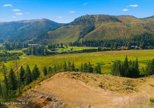 10th image of 484 Ahrs Loop Rd, St. Maries, ID 83861 | MLS# 26-8721