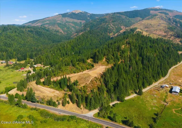 3rd image of 484 Ahrs Loop Rd, St. Maries, ID 83861 | MLS# 26-8721