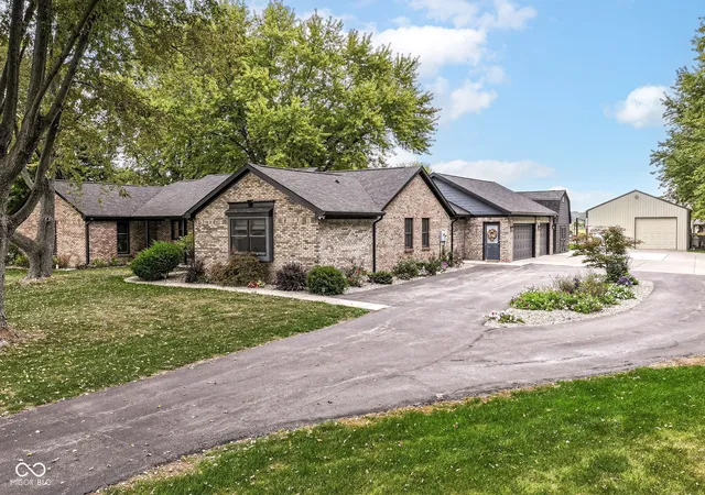 1st image of 8585 N County Road 925 E, Brownsburg, IN 46112 | MLS# 22070272