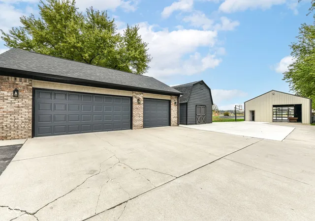 3rd image of 8585 N County Road 925 E, Brownsburg, IN 46112 | MLS# 22070272