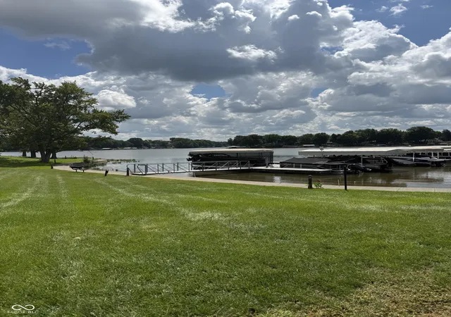 28th image of 20971 Shoreline Ct #214, Noblesville, IN 46062 | MLS# 22081237
