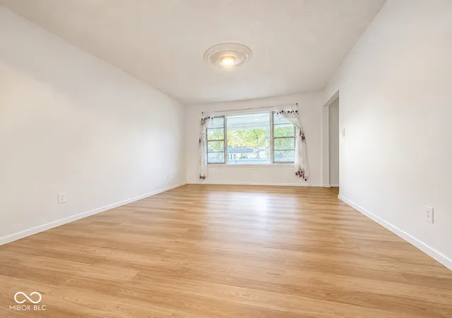 Photo 2 of Single family home for sale at 5631 Somers Dr, Indianapolis, IN 46237 | MLS# 22088918 | Listing updated on 2026-09-06