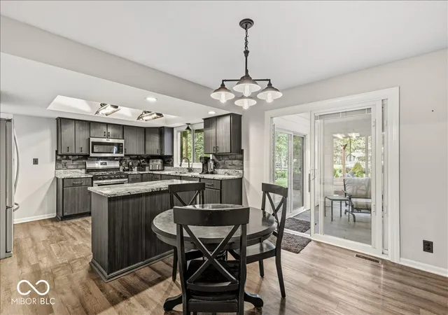 4th image of 7430 Lombardi Dr, Plainfield, IN 46168 | MLS# 22108195