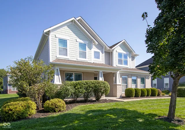 Photo 2 of Sale Pending at 13824 Fieldcrest Dr, Mc Cordsville, IN 46055 | MLS# 22108733 | Listing updated on 2026-09-01