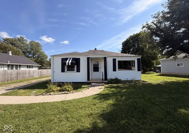 2nd image of 2521 Mounds Rd, Anderson, IN 46016 | MLS# 22112667