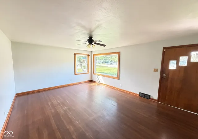 Photo 3 of Sale Pending at 2521 Mounds Rd, Anderson, IN 46016 | MLS# 22112667 | Listing updated on 2026-09-27