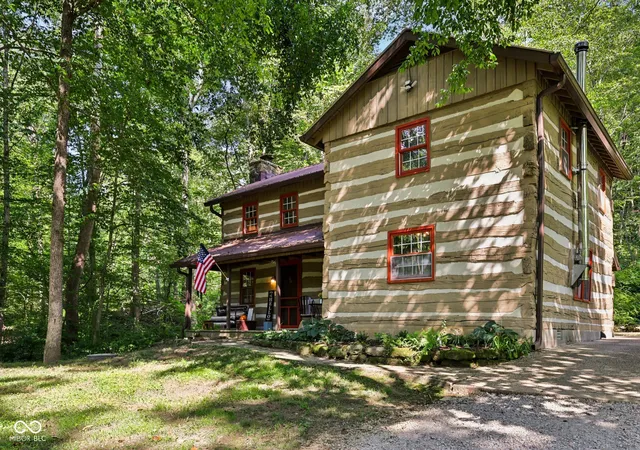 3rd image of 2851 S Whitehorse Rd, Nashville, IN 47448 | MLS# 22116205