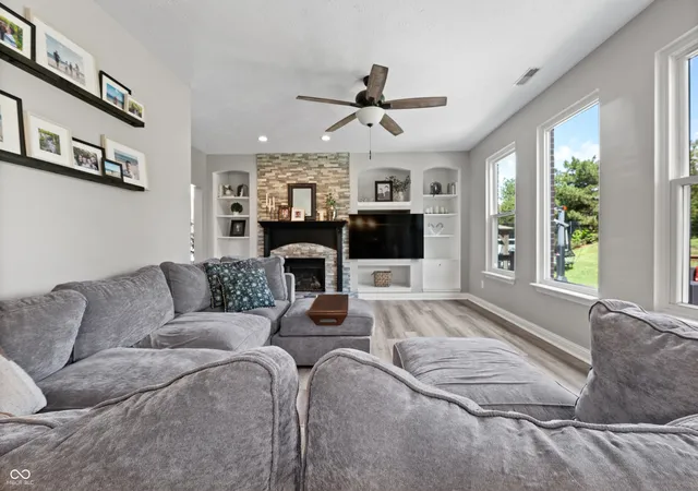 5th image of 9024 Pleasant Garden Ct, Camby, IN 46113 | MLS# 22117570