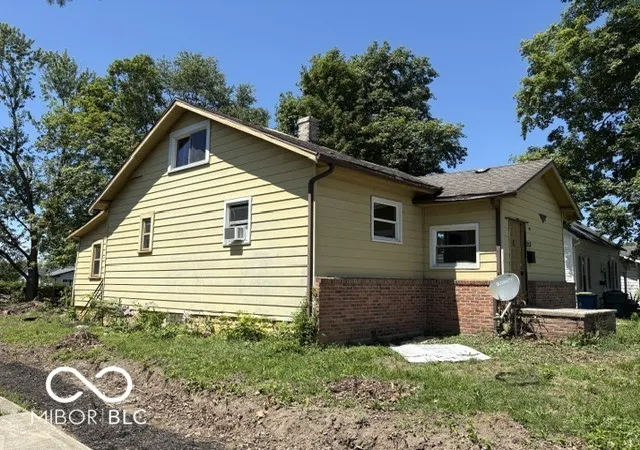 2nd image of 217 S Cole Ave, Muncie, IN 47303 | MLS# 22118472