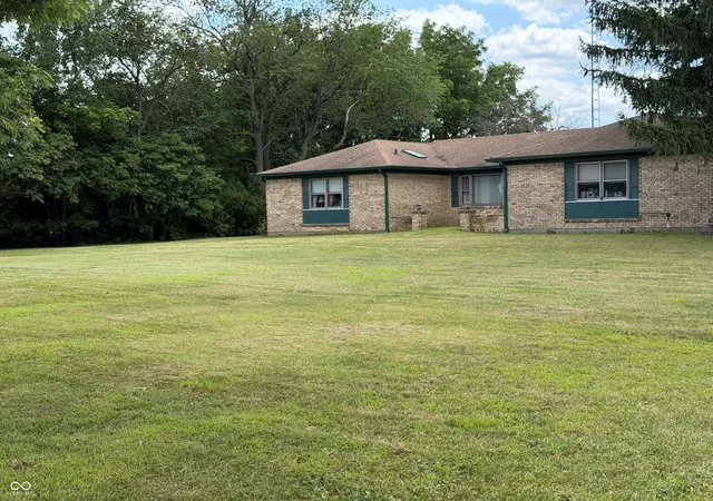 Photo 3 of Single family home for sale at 2525 W 50 South, Lebanon, IN 46052 | MLS# 22119093 | Listing updated on 2026-08-15