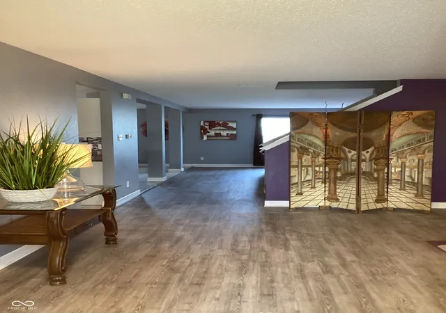 3rd image of 5721 Skipping Stone Dr, Indianapolis, IN 46237 | MLS# 22119126