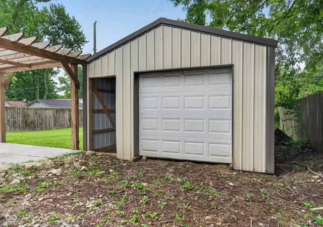 3rd image of 1411 W Tate St W, Kokomo, IN 46901 | MLS# 22119333