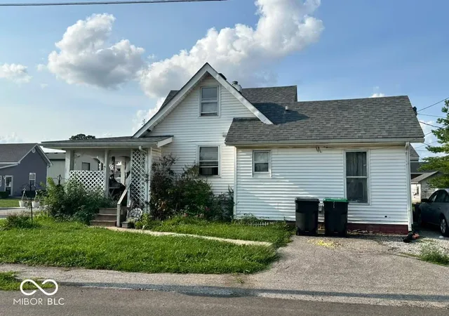 1st image of 69 West St, Whiteland, IN 46184 | MLS# 22119483