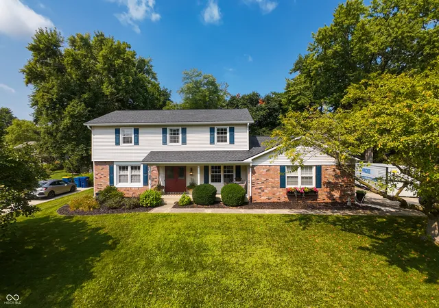 2nd image of 786 Dayton Dr, Carmel, IN 46033 | MLS# 22119491