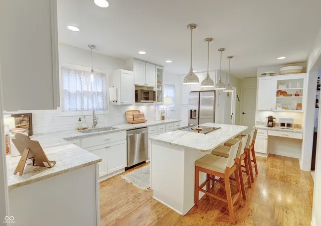 3rd image of 786 Dayton Dr, Carmel, IN 46033 | MLS# 22119491