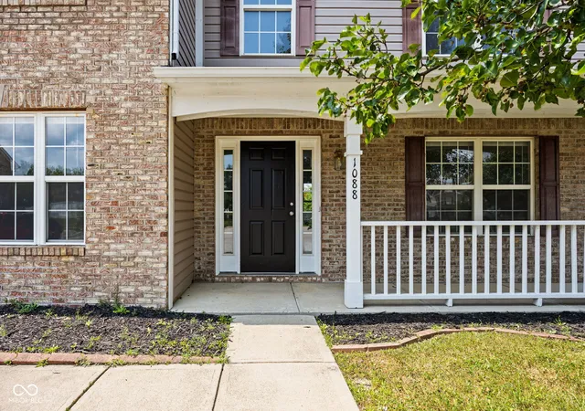 3rd image of 1088 Dusty Ct, Greenwood, IN 46143 | MLS# 22119566