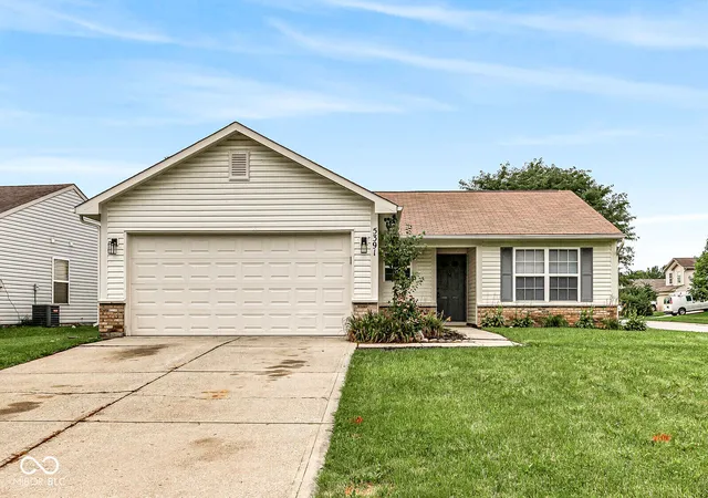 Photo 1 of Sale Pending at 5391 Milhouse Rd, Indianapolis, IN 46221 | MLS# 22119857 | Listing updated on 2026-09-02
