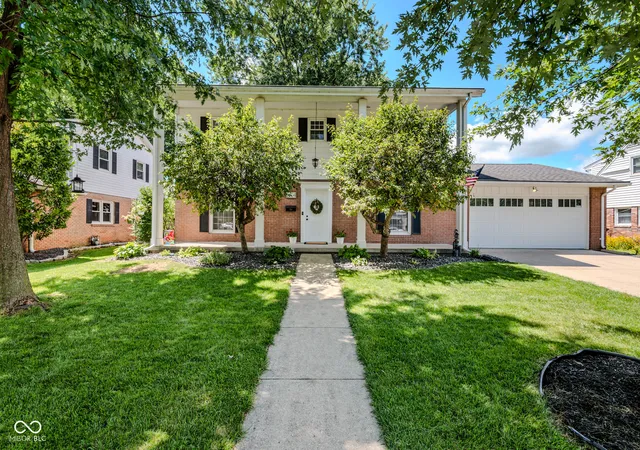 1st image of 2604 California St, Columbus, IN 47201 | MLS# 22120224