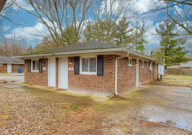 1st image of 8465 Bluff Rd, Indianapolis, IN 46217 | MLS# 22120492