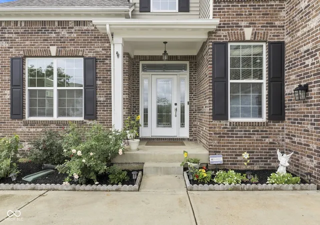 2nd image of 12002 Logan Hunter Trl, Noblesville, IN 46060 | MLS# 22120495