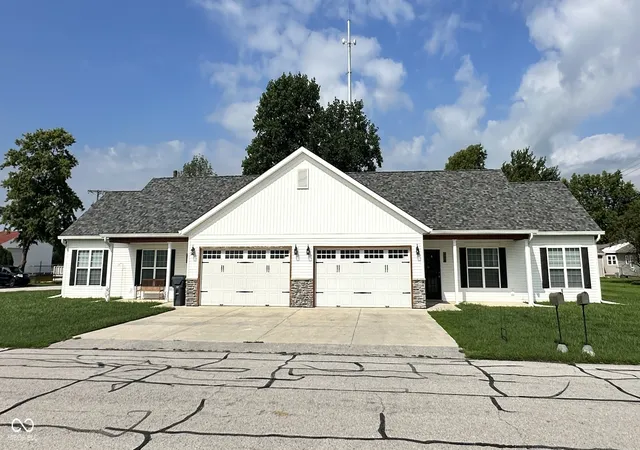 38th image of 406 S Lincoln Ave, Fowler, IN 47944 | MLS# 22120756