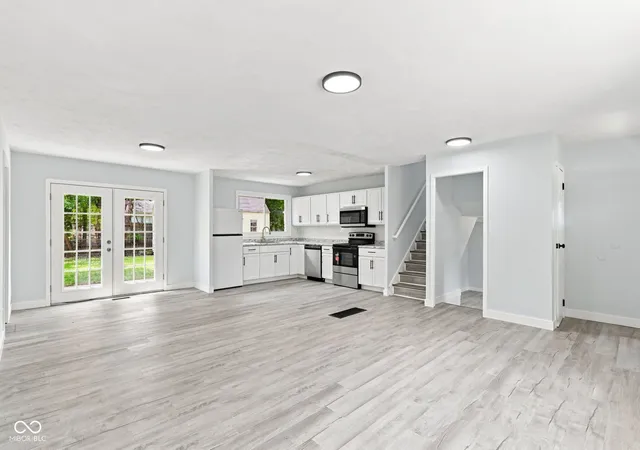 5th image of 3570 Decamp Dr, Indianapolis, IN 46226 | MLS# 22121082