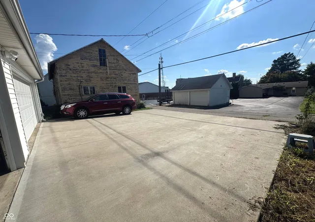 59th image of 323 N Franklin St, Greensburg, IN 47240 | MLS# 22121214