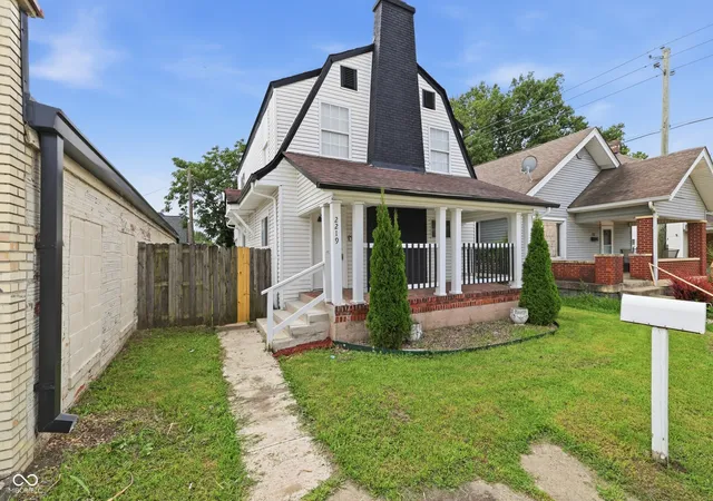 1st image of 2219 E New York St, Indianapolis, IN 46201 | MLS# 22121301