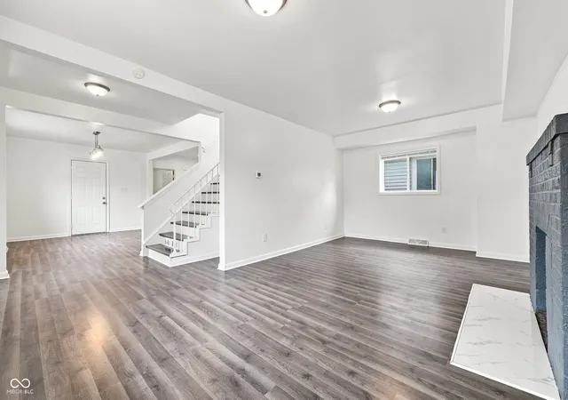 5th image of 2219 E New York St, Indianapolis, IN 46201 | MLS# 22121301