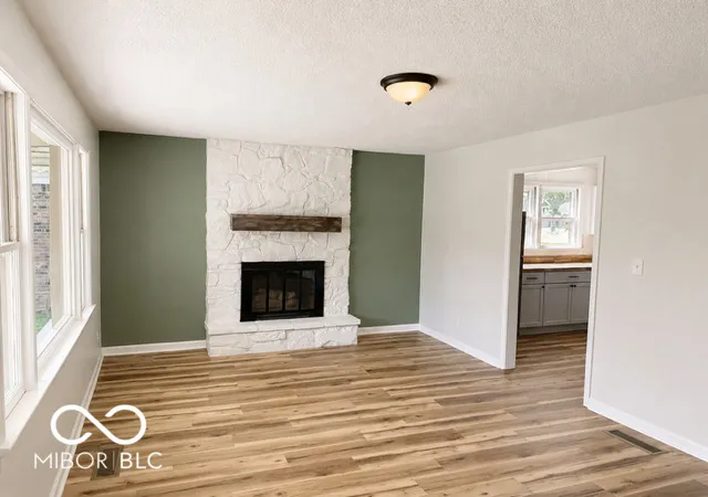 3rd image of 830 S Colfax St, Martinsville, IN 46151 | MLS# 22121312