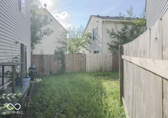 10th image of 4932 Lewiston Dr, Indianapolis, IN 46254 | MLS# 22121314