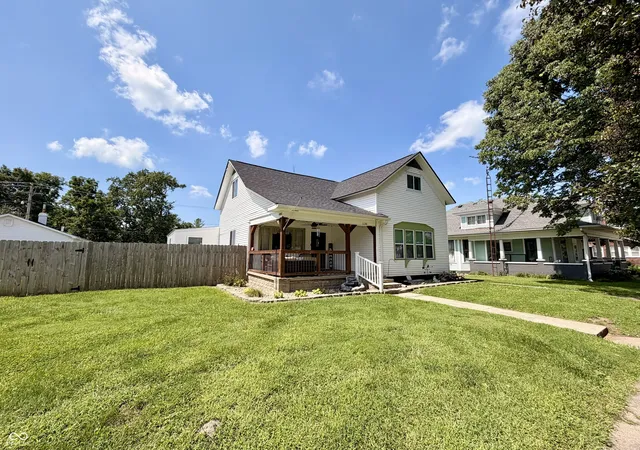 2nd image of 120 N Washington St, Ladoga, IN 47954 | MLS# 22121381