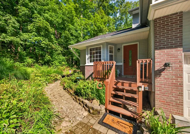 3rd image of 1161 S Garrison Chapel Rd, Bloomington, IN 47403 | MLS# 22121439