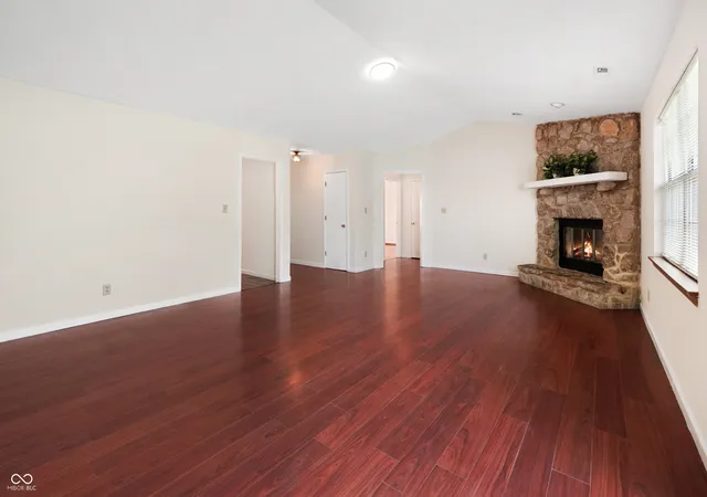 5th image of 4960 Brookfield Dr, Indianapolis, IN 46237 | MLS# 22121450