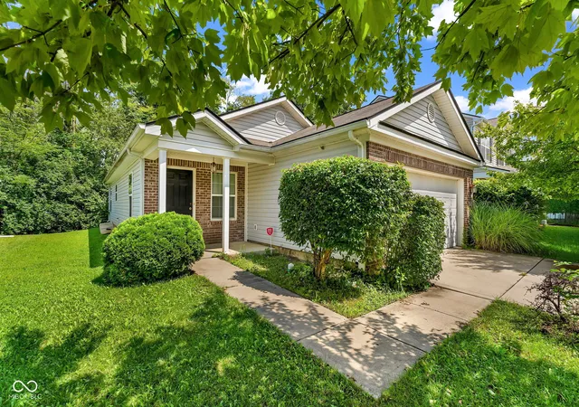 1st image of 11412 Long Lake, Indianapolis, IN 46235 | MLS# 22121451