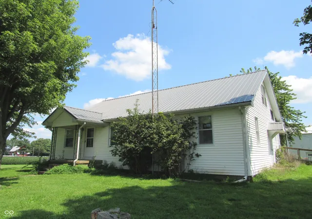 1st image of 1731 W 600 S, Crawfordsville, IN 47933 | MLS# 22121593